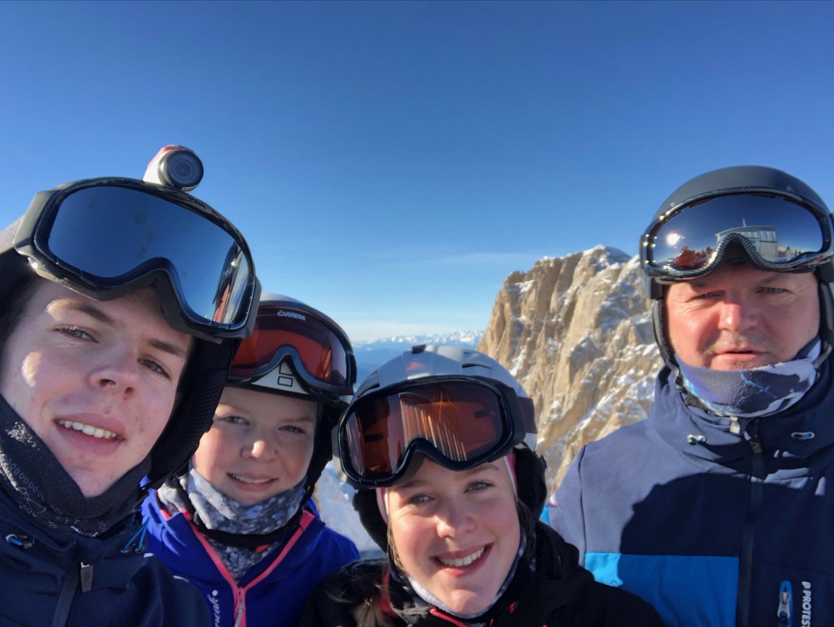 Na 39 jaar weer op de Marmolada, nu met Jasper, Bo en Zara.