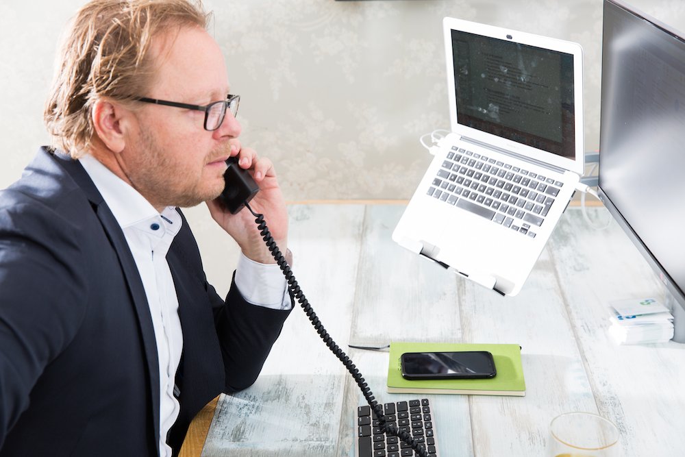 Overnames, een toenemende focus op maatwerk en nieuwe (Cloud-)oplossingen die hun intrede doen. De telecom- en ICT-sector is volop in beweging, ziet Nico Dammers van #oneCentral. Lees hier de visie van de general manager van oneCentral: ow.ly/hp7f30n1T26