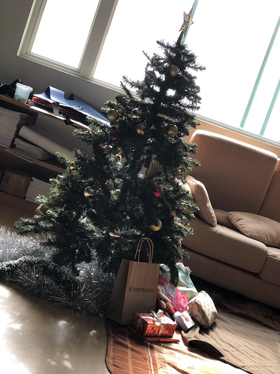 TISHSCouncil's tweet photo. A late Merry Christmas to all you wonderful people! Enjoy the rest of your break! Let’s have a very successful 2019! #TISMacao https://t.co/Mtk2i1GwSt