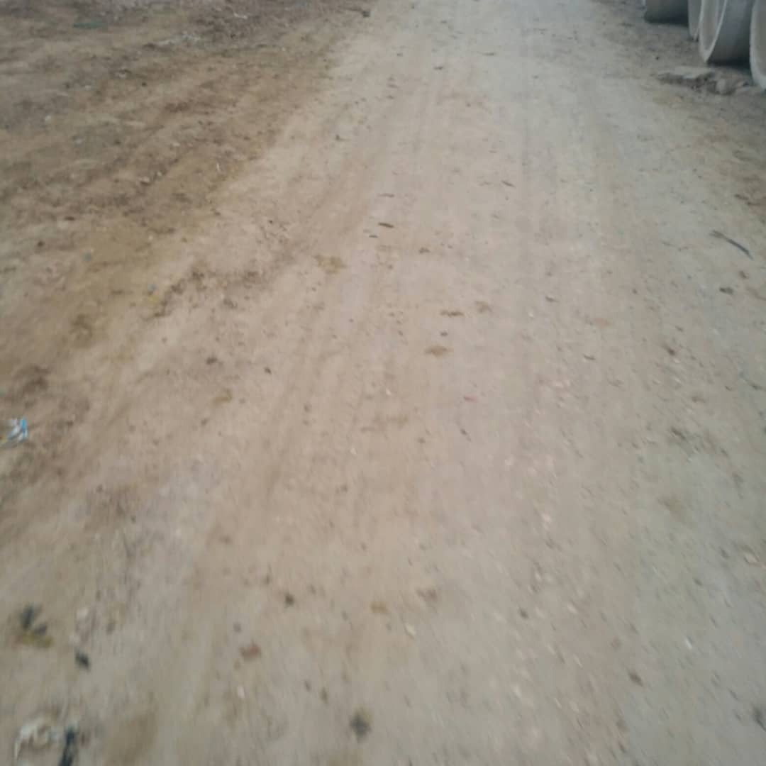 jindshahar's tweet photo. दोस्तों आज जींद पानीपत रेल लाइन अंडरपास का उद्घाटन किया जाएगा। ये जींद वासियों के लिए एक नए साल पर  तोफा है। लेकिन ये उद्घाटन आधी अधूरी स्थिति में किया गया। रोड़ की स्थिति बिल्कुल दयनीय है। कुछ तस्वीरें आप के समक्ष। कही रोड़ पर टांके लगाए हुए हैं तो कहि खानापूर्ति की हुई है। https://t.co/NS27ZJVDGq