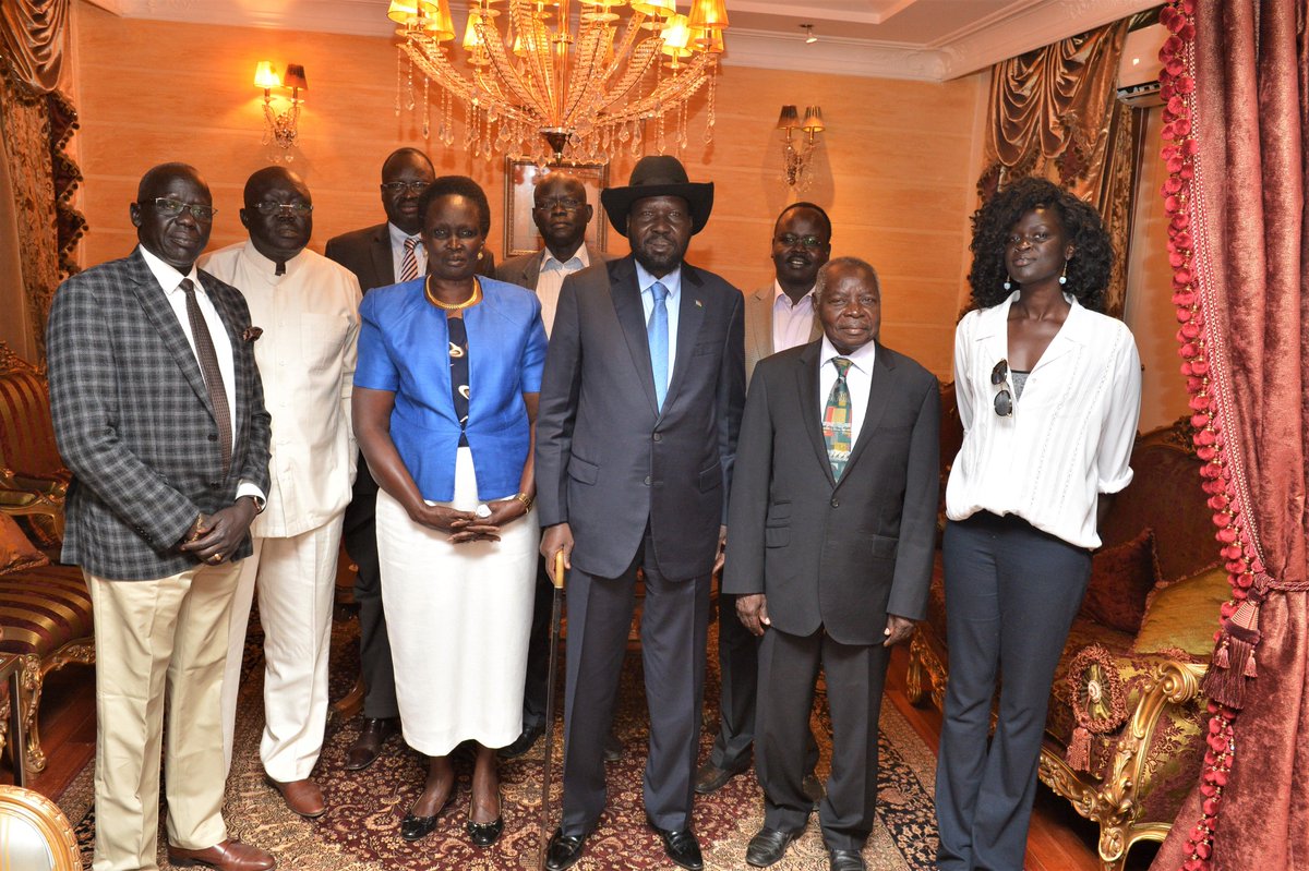 maalmaker's tweet photo. The President also received congratulations from the group of #FDs led by Mama. Rebecca Nyandeng Garang, a group of South Sudanese opposition parties led by Gabriel Changson as well as military and police officers, diplomats and a number of officials in the country. https://t.co/MEW9YH79JV