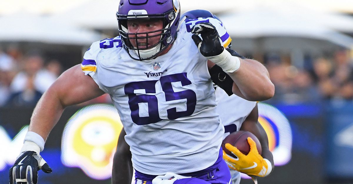 Pat Elflein, Kyle Rudolph named to All-Christmas team dailynorseman.com/2018/12/25/181…