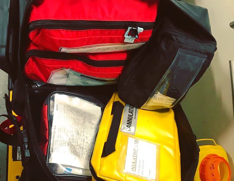 17:40 yesterday a male wearing balaclava stole an Ambulance Response Bag as crew helped patient into ambulance. He made off by bike on Wingfield St, Portsmouth. Bag contains vital lifesaving equipment. Pls call us on 01962 898000 or <a href="/HantsPolice/">Hampshire Police</a> on 101 if any info on theft or bag