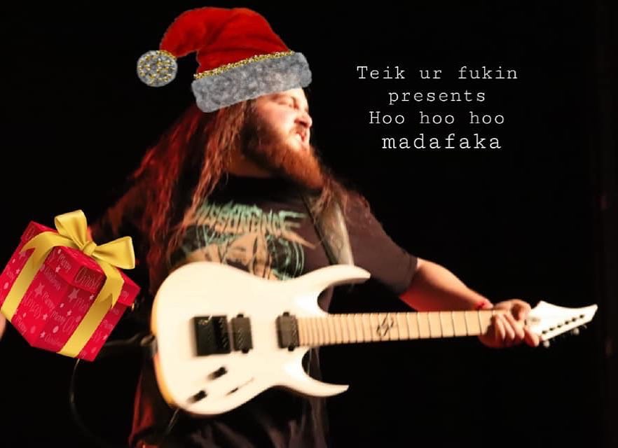 ExpelTheGrace's tweet photo. Bon nadal, o algo 🌵⭐️ https://t.co/cvuJ3a3pQN