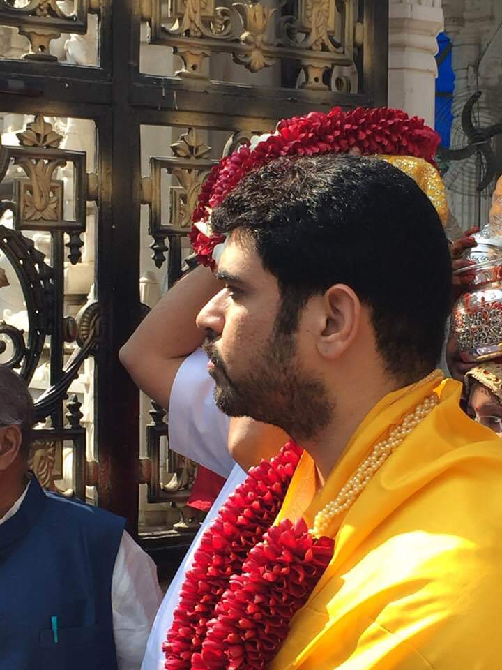gaurav_krishnag's tweet photo. #kolkata #ktha #iscon
श्रीमद्भभागवत कथा कलश यात्रा...
@gauravkrishnag https://t.co/JsJygdY15D
