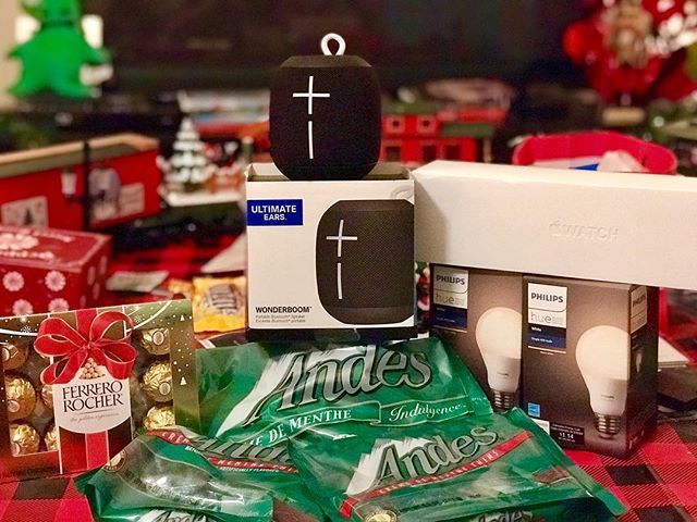 So thankful for my awesome Christmas gifts 💪🤩😎 <a href="/disney_couple/">Disney Couples Blog</a> #AppleWatch #andesmints #FerroRocher #WonderBoom #PhilpsHue bit.ly/2QT6FPO
