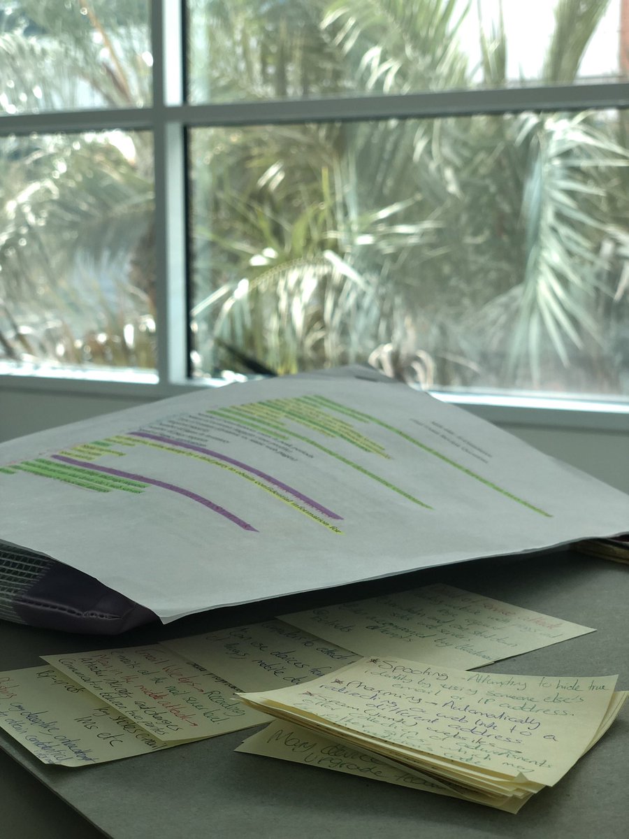 samoon_aha's tweet image. اللهم اجعل ألسنتنا عامرة بذكرك، وقلوبنا بخشيتك، انك على كل شيء قدير وحسبنا الله ونعم الوكيل.💙🙏🏻 #2finals