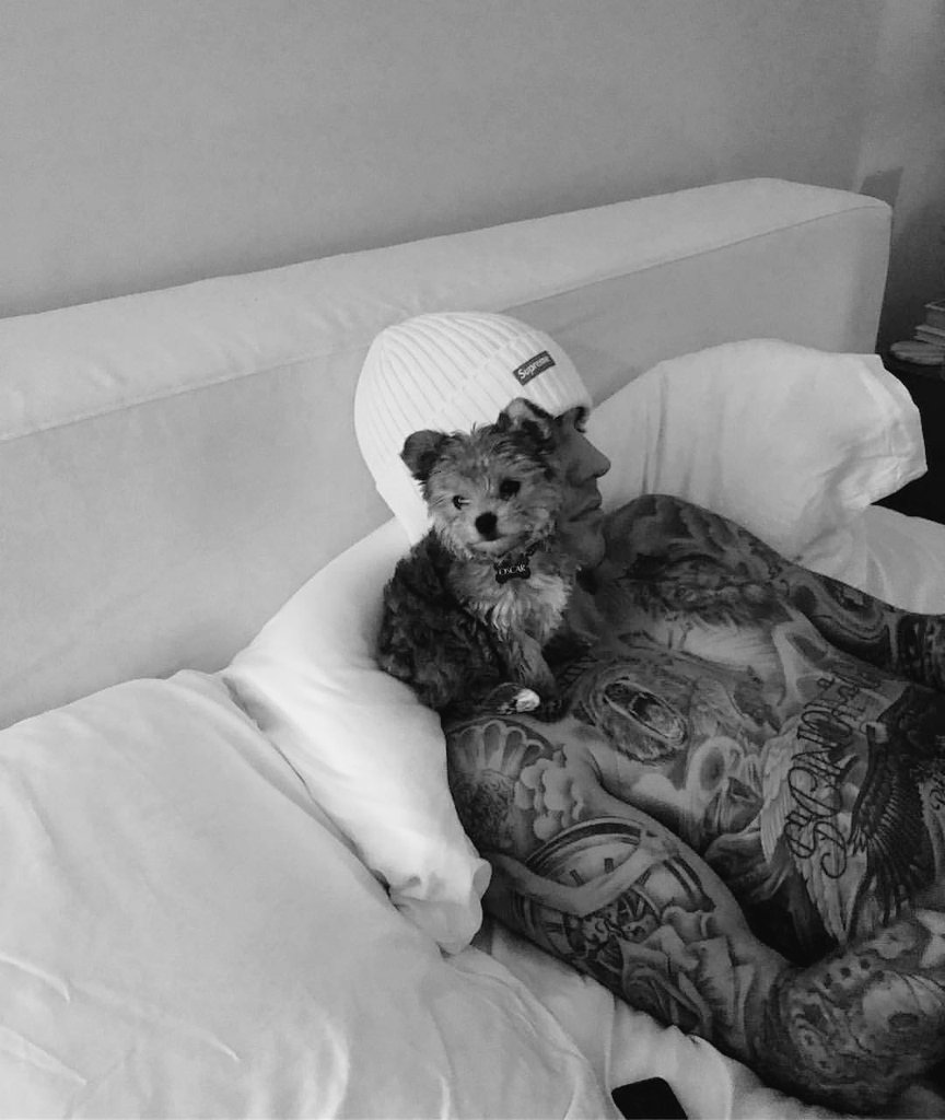 Justin (@j_biebxr) on Twitter photo 