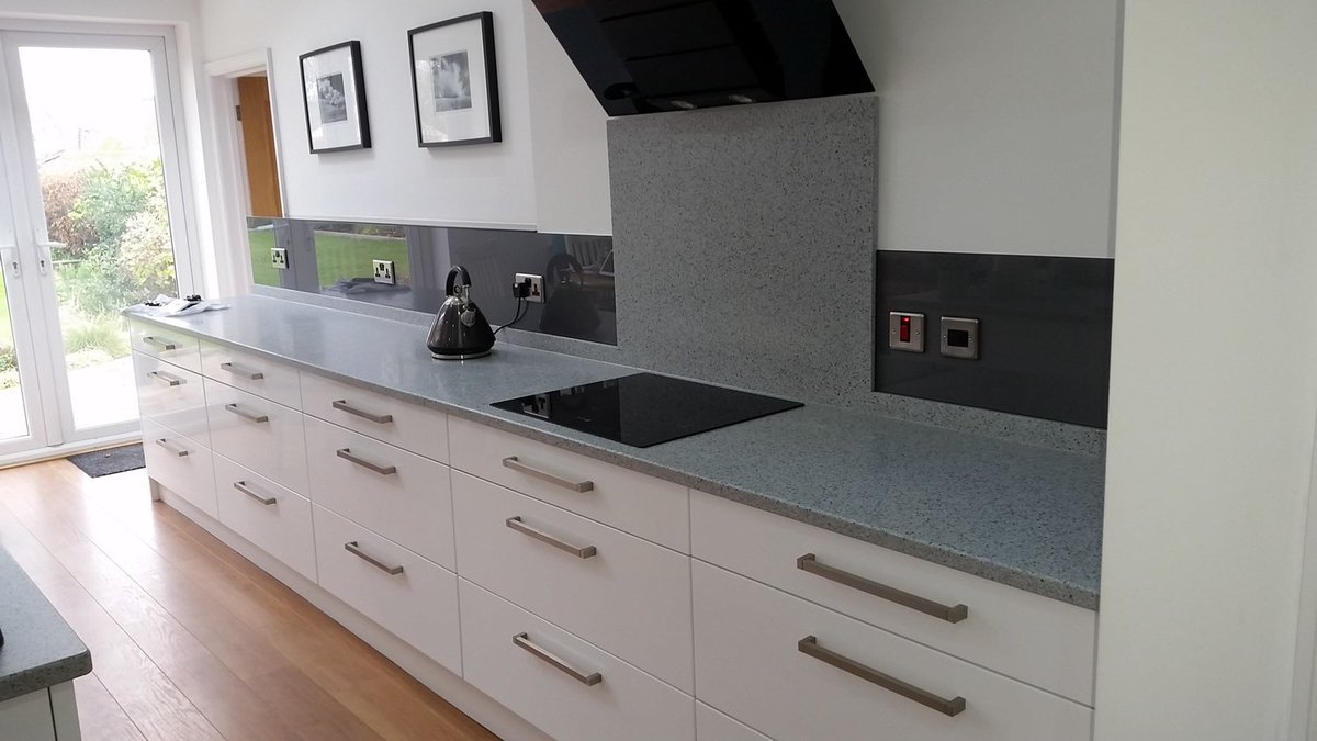 'I ordered a glass splashback from ABC Glass and I found their service really good... The colour was exactly as expected... The timing was perfect... I would have no hesitation in recommending them'. Read more here: ow.ly/kZk230mVEK6 #CustomerService #KitchenSplashback