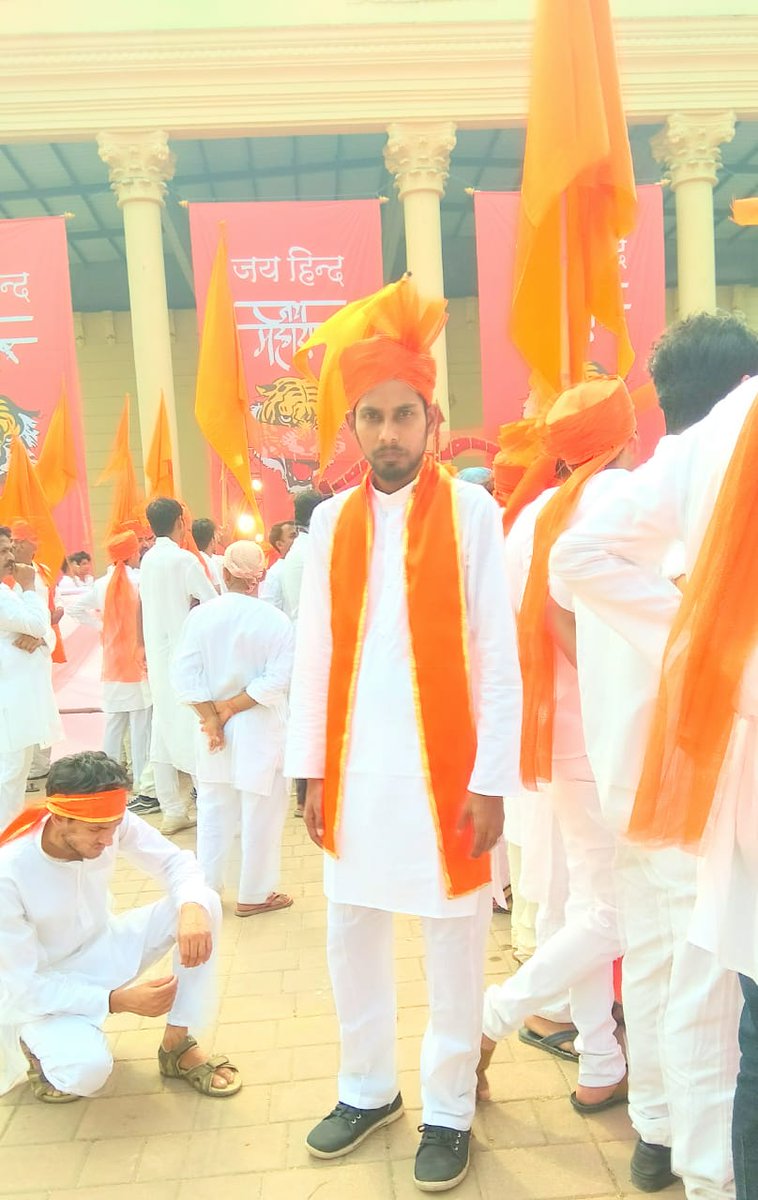 ETelefilms's tweet photo. #Thackeray.
#congratulation to all selected guys of #every #Friday #telefilms
#shooting is going on...…..
#Starring #Nawazudding #Siddiqui as the late politician #Balasaheb #Thackeray, #Thackeray is slated for a #January 23, 2019 #release. https://t.co/FE7sQbzqER