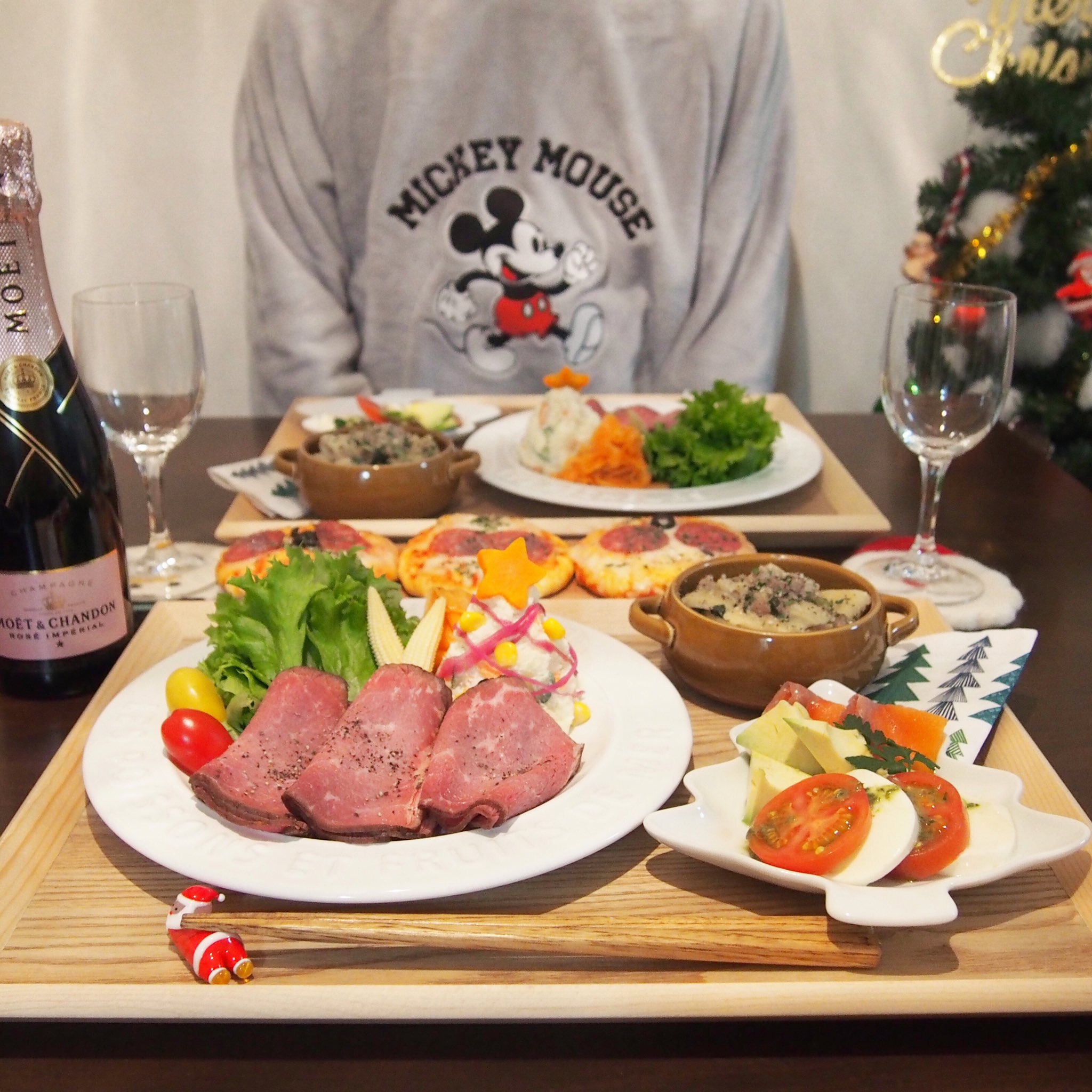 Aiのおうちごはん 我が家のクリスマスごはん 今年も夫婦でクリスマスパーティーやれてよかった 晩ごはん 夜ごはん ローストビーフ クリスマスパーティー クリスマスごはん 手作り料理 家庭料理 料理好きな人と繋がりたい