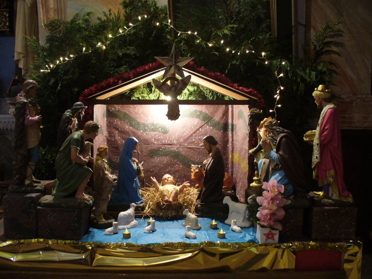 Рождественский вертеп у храма христа спасителя. Вертеп рождества христа спасителя москва. Вертепы рождественские в москве. Вертеп в храме христа спасителя. Вертеп данте.