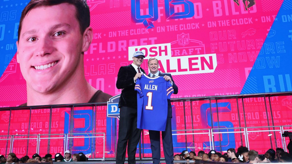 zesty_bills's tweet photo. Where the Bills select at the 2019 NFL Draft heading into Week 17 https://t.co/g7tsgBf2K6 https://t.co/myw1QyjikL