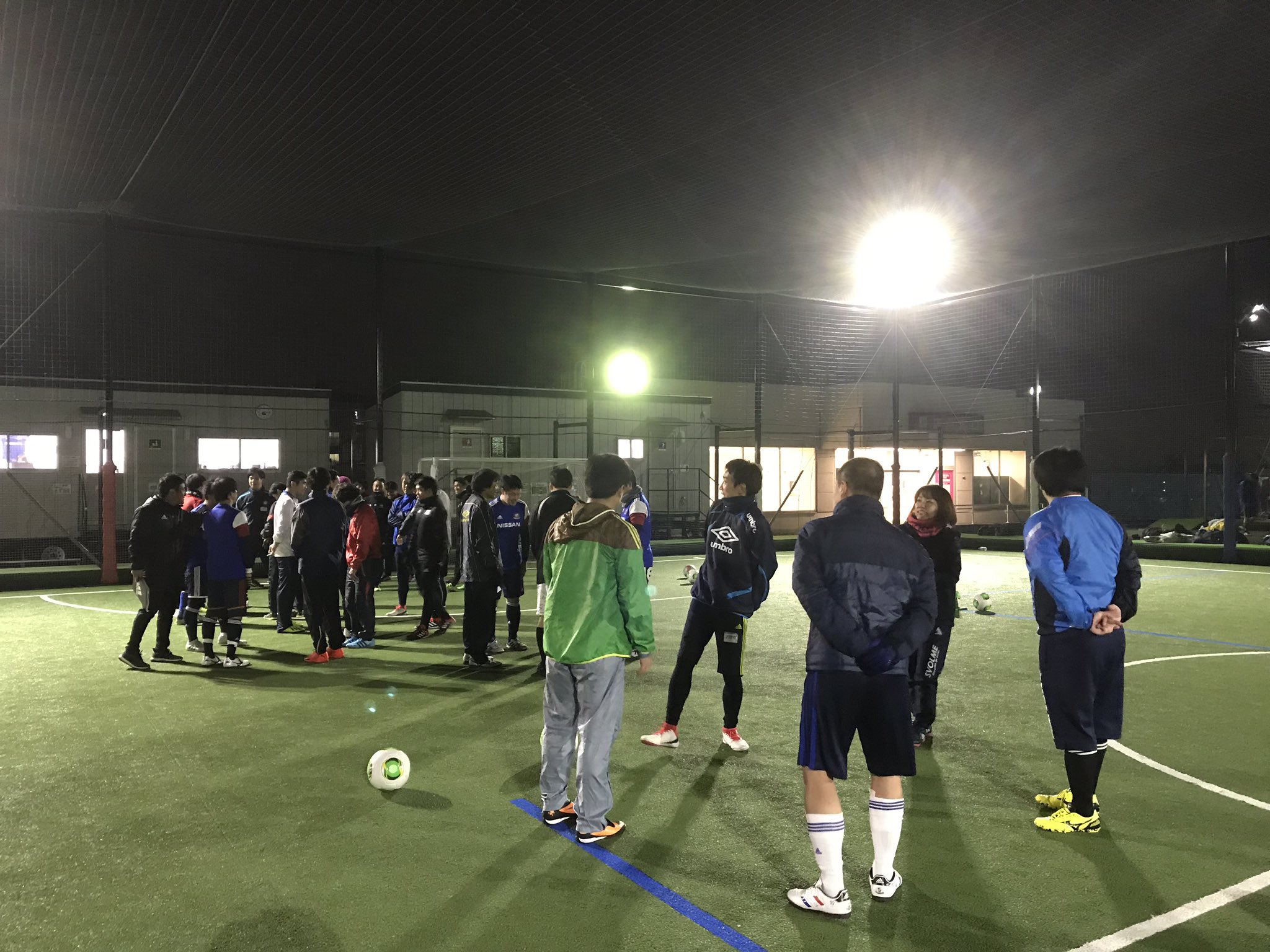 横浜f マリノス サッカースクール 今日は大人マリノスサッカースクール蹴り納め2daysの初日 追浜校と新吉田校 はじめての合同イベントです ミックスチームで交流を深めながら サッカーを楽しみましょう 横浜f マリノス サッカースクール 今日は大人マリノスサッカースクール蹴り納め2daysの初日 追浜校と新吉田校 はじめての合同イベントです ミックスチームで交流を深めながら サッカーを楽しみましょう