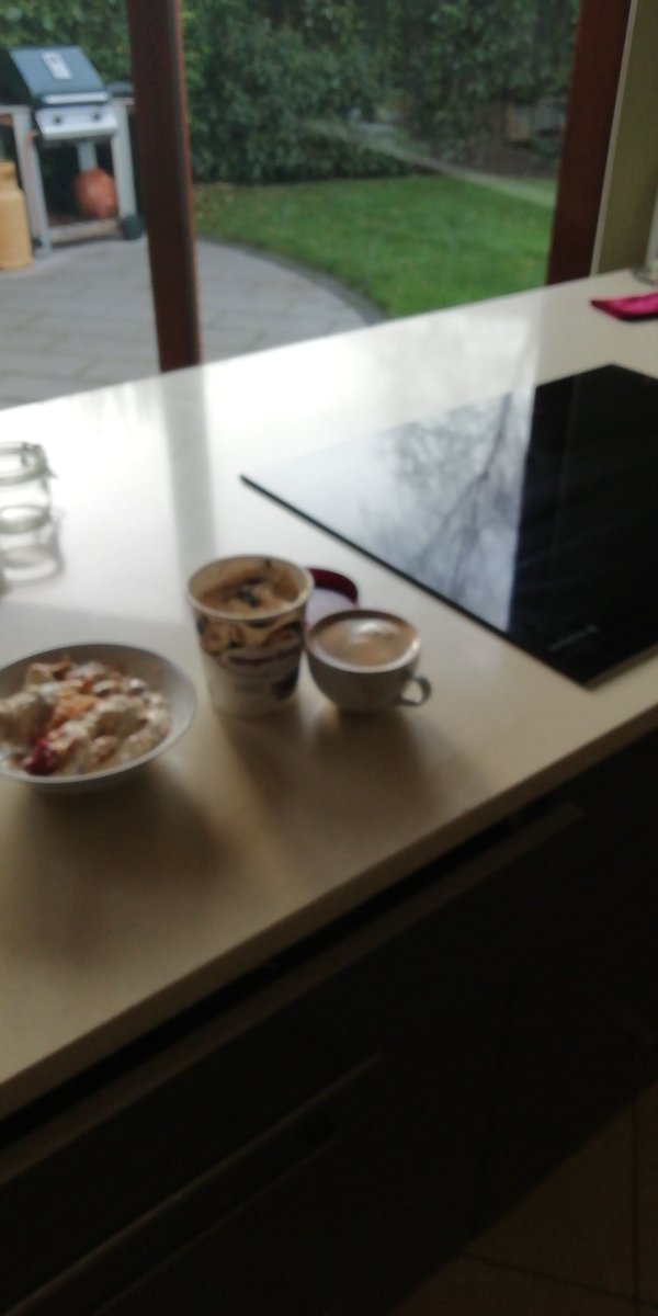 mickdelahunty's tweet image. Trifle  Haagen-daz and pudding for breakfast #lovexmas