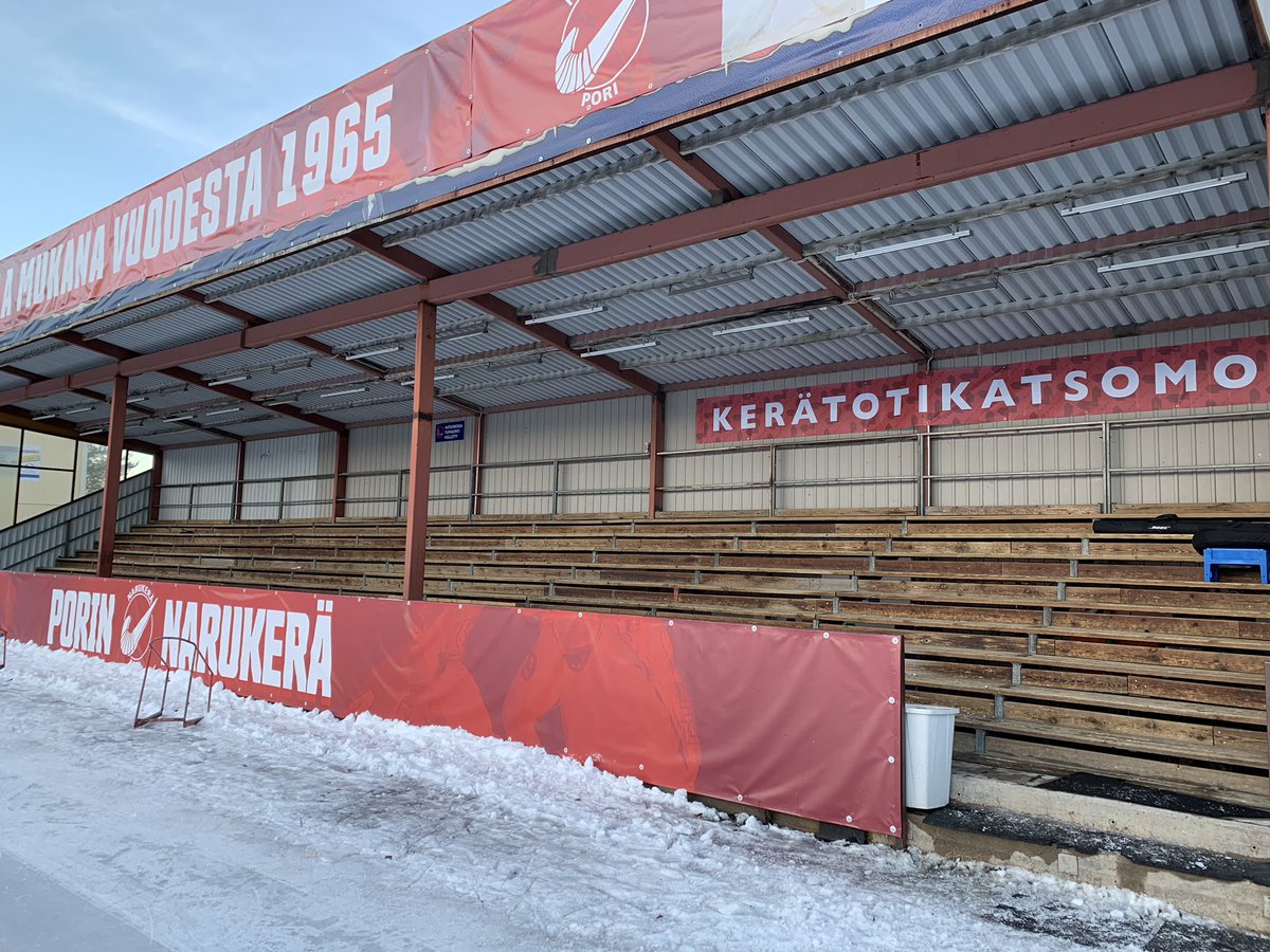 Tapaninpäivä on hyvä aloittaa täältä ja jatkoille Beer Hunter’siin. Tarjolla kuumaa glögiä ja raikasta olutta. #porinnarukerä #mufloni #glögi