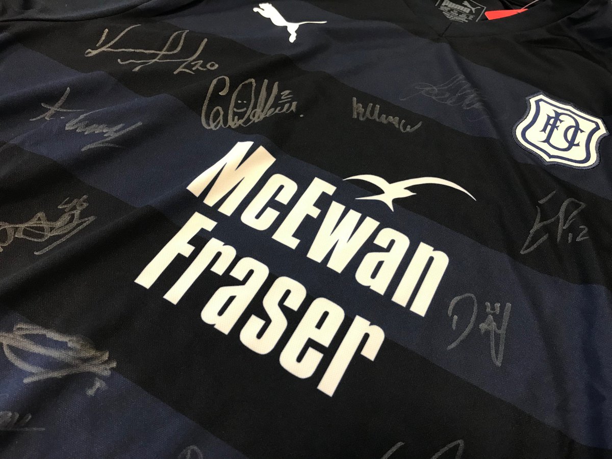 🚨 SIGNED SHIRT GIVEAWAY! 🚨

Follow &amp; RT for your chance to win a signed <a href="/DundeeFC/">Dundee Football Club</a> shirt!

#thedee

T&amp;Cs > lbrk.es/oXag30mk73t