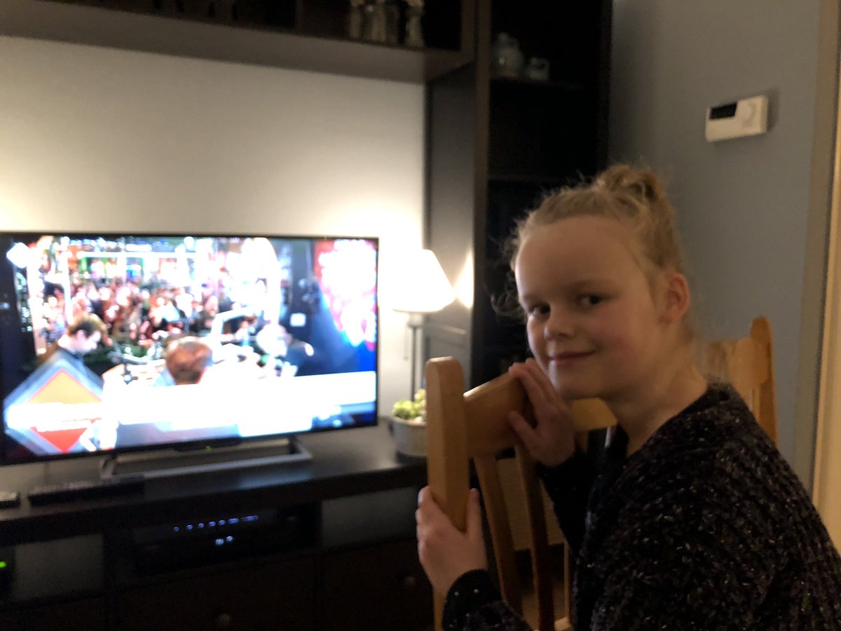 Elwinvdlinde's tweet photo. @NPORadio2 #top2000 luisteren met Marieke https://t.co/9xULWyKcZS
