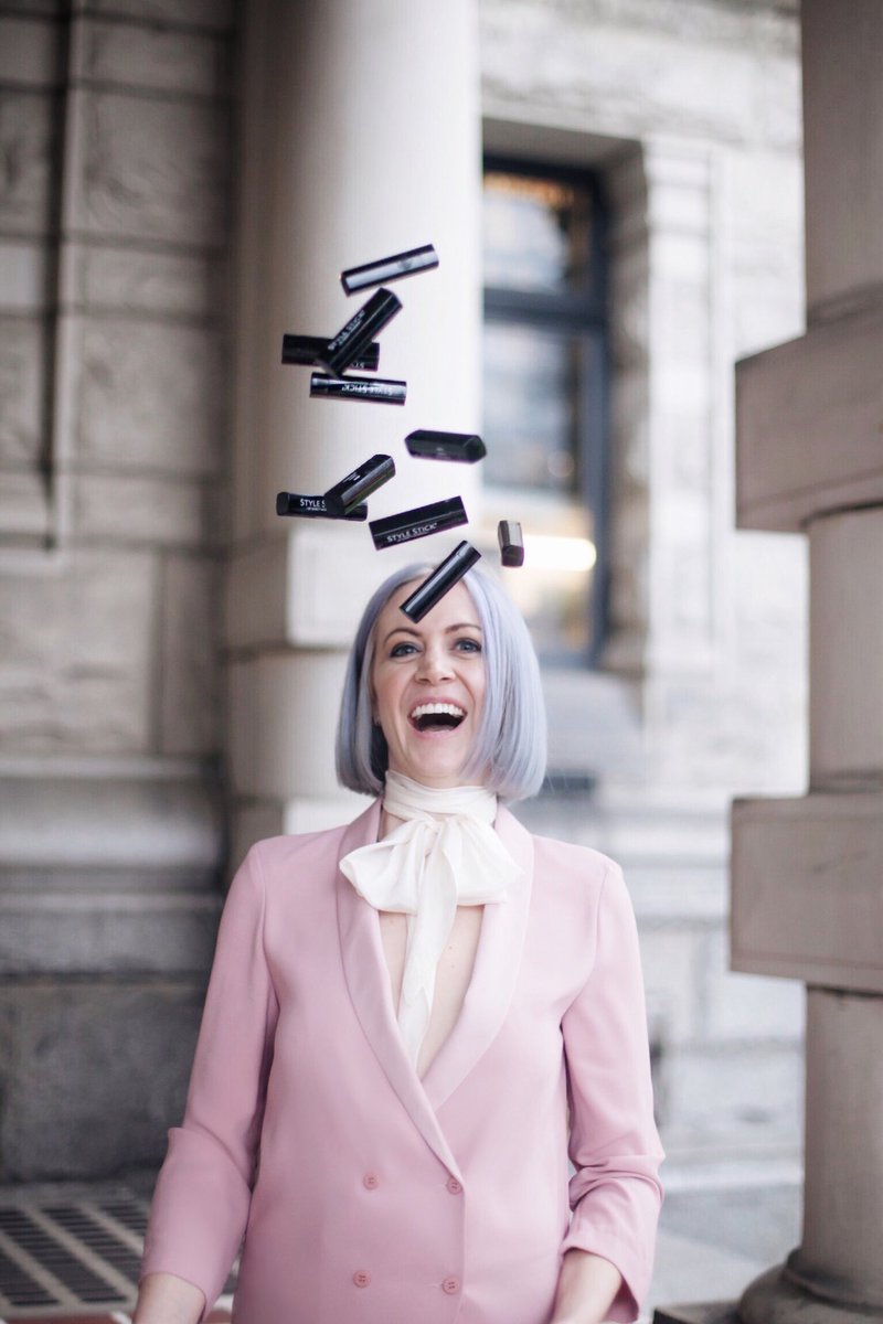 TheStyleStick's tweet image. 2019 is almost upon us. Style Stick is in the air.