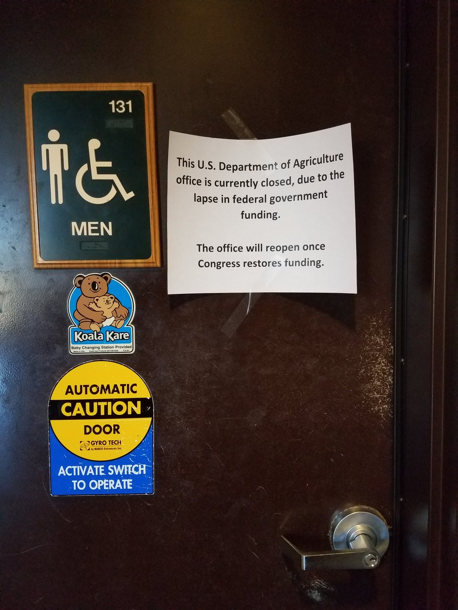 😤 #notmypresident #Resist #NoWall