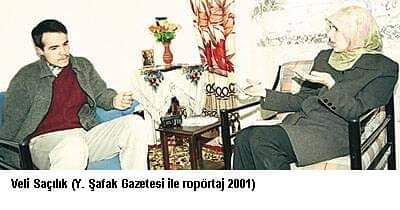 Yeni Şafak "gazetesi"nin demokrat numarası yaptığı yıllardan bir kesit. Benim için "her dönemin mağduru" yazmıştı o günler Y. Şafak. Bugün ise "Veli Saçılık'ın terör geçmişi" yazıyor :) Röportaj verdiğim için hatalıyım, özürdilerim.