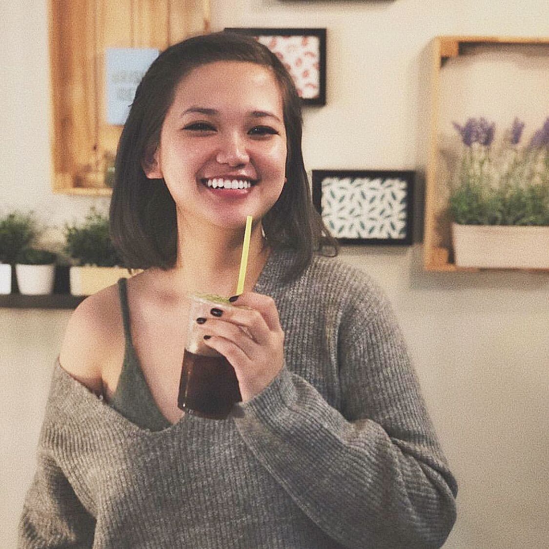 Back from the holidays and need a pick me up? LimeRed not only does amazing boba made with @harneyteas but also amazing coffee with @counterculturecoffee , add toppings and enjoy!