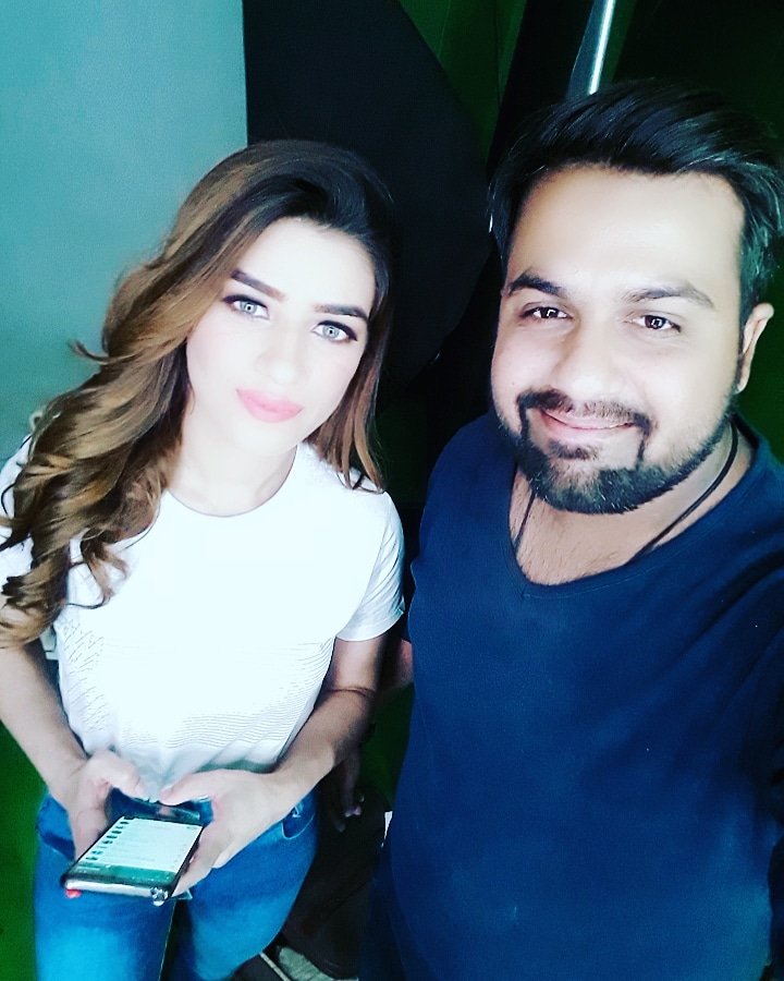 HuzyfaUp's tweet photo. Modil ash khan and daniyal huzyfa Make-up artist 🎥📸💆‍♀️ https://t.co/GiHSWVUnMV