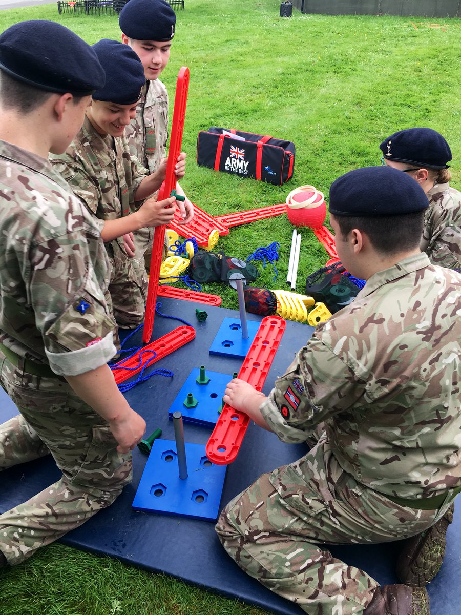 MarkHillMBE's tweet image. Great to work with the @ArmyCadetsUK during 2018 #BeInspired Teamwork #communication problem solving #resilience and #STEM workshops with @The_Black_Rats #inspiring others #BeTheBest 😀 Army #Cadets - Going Further &amp;gt;&amp;gt;&amp;gt; More to come during 2019 #fun #learning #inspire 👍
