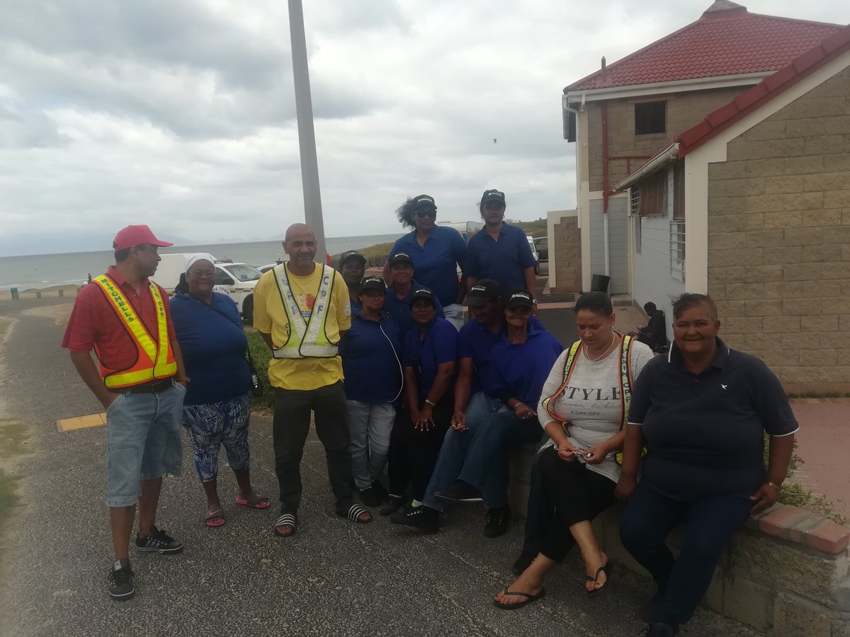 mplaincpf's tweet photo. Ensuring #beachsafety with law enforcement agencies @eNCA @SAPoliceService #partnershippolicing #cps #sfs2018/19 https://t.co/j6ytP1Uolk