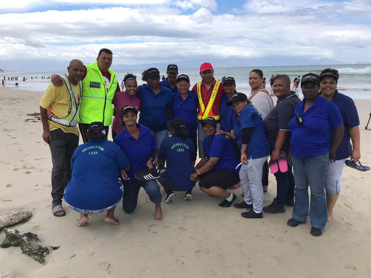 mplaincpf's tweet photo. Ensuring #beachsafety with law enforcement agencies @eNCA @SAPoliceService #partnershippolicing #cps #sfs2018/19 https://t.co/j6ytP1Uolk