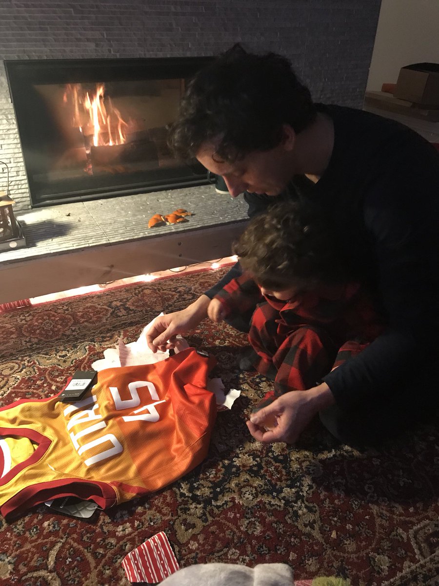 msmandam79's tweet photo. @NBA_UKfans Gotta start ‘em early! @spidadmitchell #jazzmom #jazzfan #takenote https://t.co/hBYvZ9DXdy