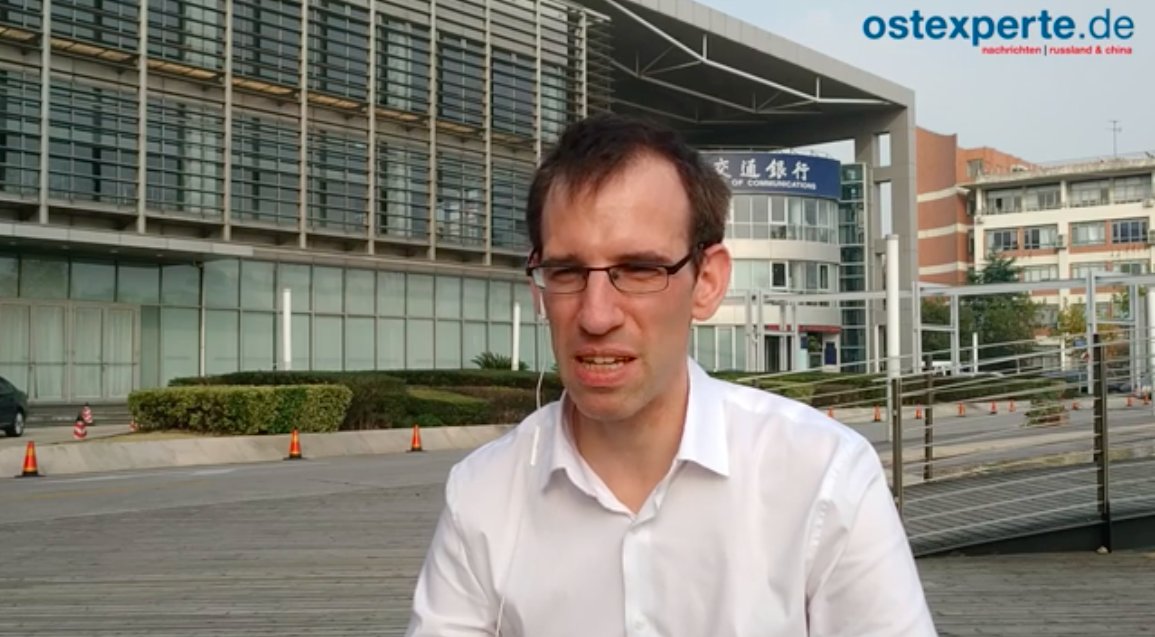 Guten Morgen Spaziergang durch #Shanghai mit Potential zum YouTube-Hit bit.ly/2AjygPT <a href="/steadynews/">Eva Ihnenfeldt</a> <a href="/holroh/">Holger Rohde @holroh</a> <a href="/SinoGermany/">SinoGermany.com</a> <a href="/NGC6544/">Christian Spließ</a> <a href="/shaoshi_sh/">Shaoshi in Shanghai</a> <a href="/messemuenchen/">Messe München</a> <a href="/StimmenAusChina/">Stimmen aus China</a>