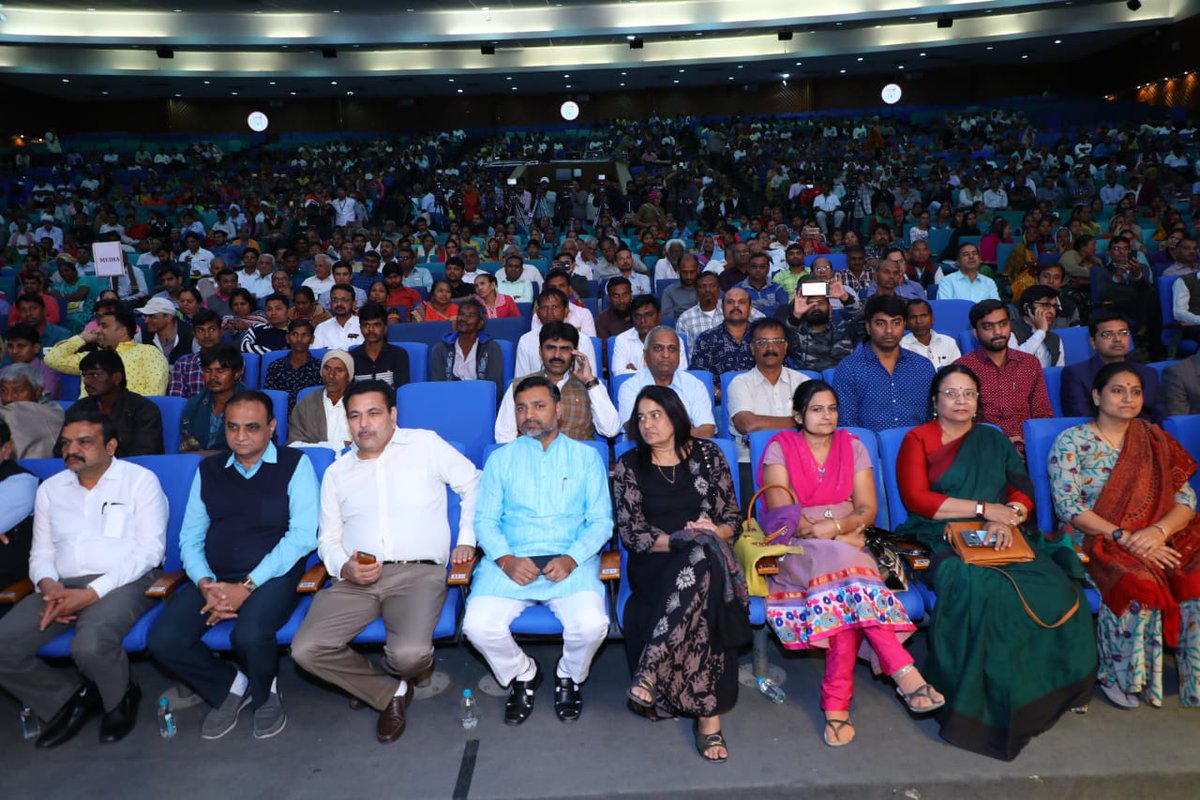 Ahmedabad Collector tweet media