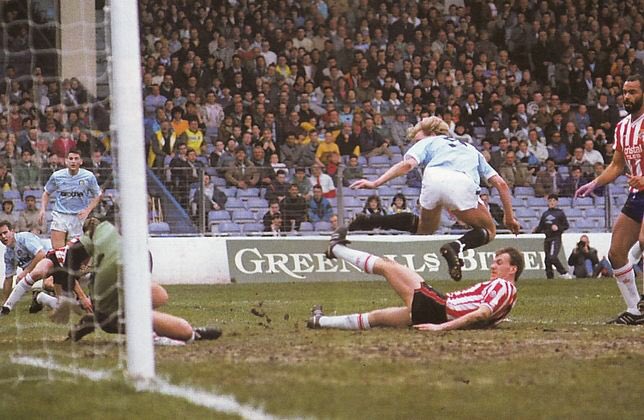 On this day, 1988: an army of banana-toting, fancy dress-wearing Manchester City fans travelled to Stoke City for a Boxing Day party. My dad went as Frankenstein’s monster. Can’t believe it’s 30 years since I was painting his face green and sticking bolts to his neck 🧟‍♂️ #mcfc