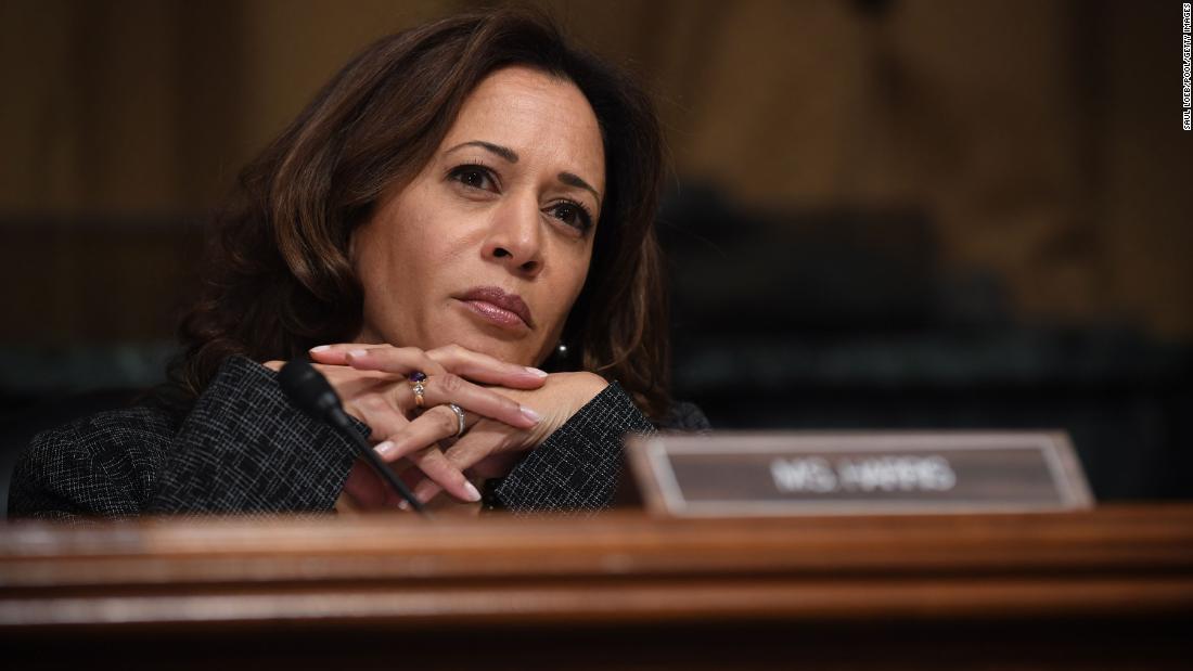 CNNPolitics's tweet photo. Kamala Harris shows potential strength in the 2020 primary | Analysis by CNN's Harry Enten https://t.co/83vHJm7aiE https://t.co/mlAz933Vz5