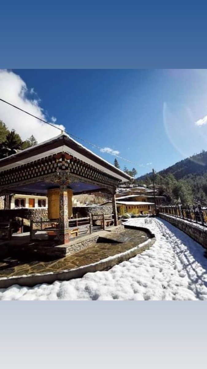 duptshering6's tweet photo. The snow is sparkling like a million little suns.
This year snowfall in Bhutan.
#awaytobhutan #Bhutan #tourist #toursim
#snowfall2017 #wintersnowfall #snowfallfx #pcforestsnowfall #snowfall2018 #firstsnowfall #1stsnowfall #beautifulsnowfall #snowfall❄️ https://t.co/arraO3fGu7