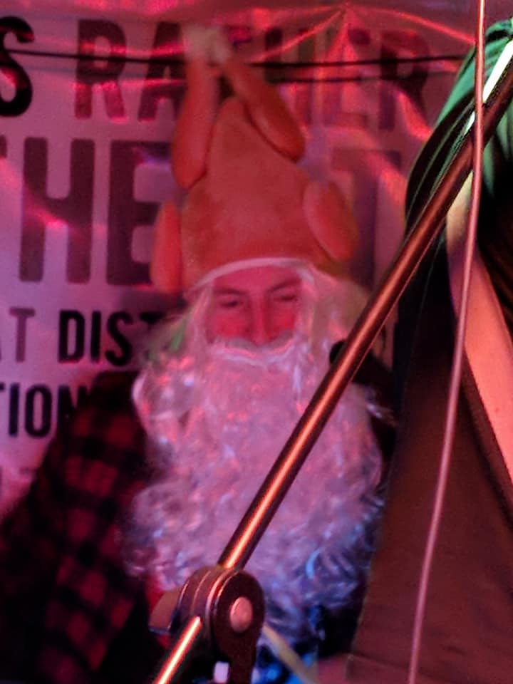 DantesEscape's tweet photo. Happy #BoxingDay ! We had so much fun at our #XmasEve show at @Katieftzgeralds supported by the incredible @silkj1 featuring Santa behind the kit!  #MusicIsKing https://t.co/F8eAEwJU4M