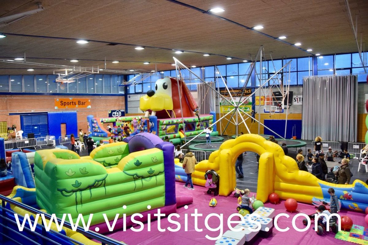 Demà arrenca el Parc de Nadal de Sitges 2018 al Pavelló de Pins Vens
Dies: 27, 28, 29 i 30 de desembre del 2018, tot el dia
Dies: 2, 3, 4 d gener de 2019 tot el dia
Dies: 31 de desembre i 5 de gener només obriran en horari de matí
buff.ly/2Q4rPtX