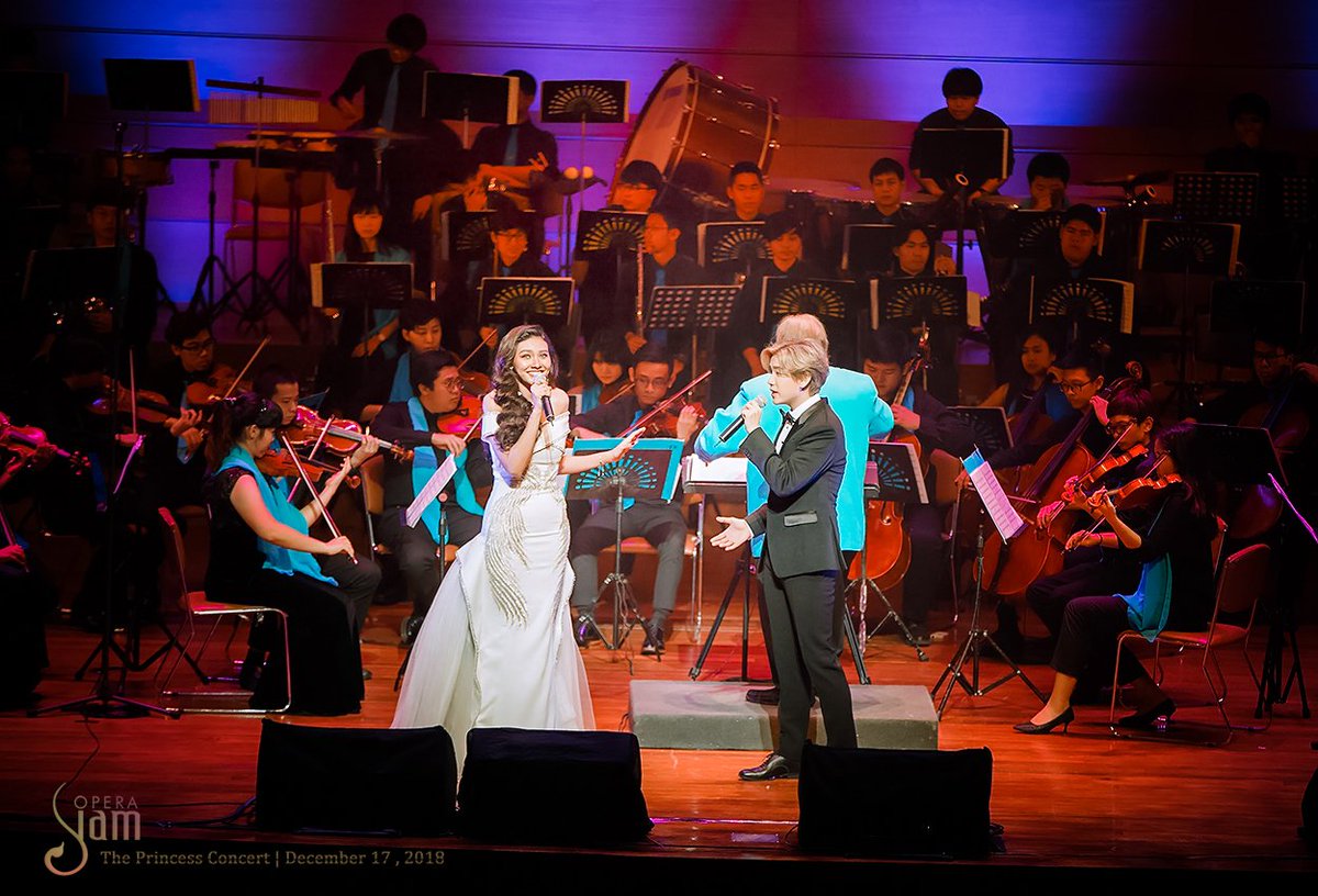 _ANNABELL_'s tweet photo. ภาพความประทับใจในบทเพลงสุดโรแมนติกในโลกแห่งการ์ตูน คชาและแก้ม ในเพลง A Whole New World
.
.
ติดตามทั้งหมดได้ที่ https://t.co/2oGiHlEzaH
.
#OperaSiam #SiamSinfonietta #Orchestra #ClassicalMusic #GamWichayanee #KachaNontanun #คชานนทนันท์ #ThePrincessConcert #AnnabellePhotography https://t.co/heCOiTCg91