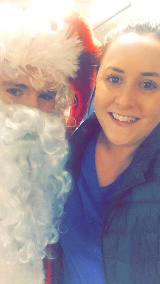 heatherstanle11's tweet photo. Santa came to visit! Still a good girl! #workingChristmas #Christmas2018 #Santa #WeAreWorking https://t.co/1bInIHe0tZ