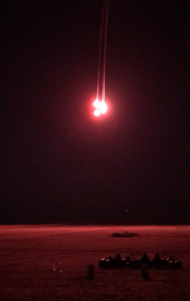 155ABCT's tweet photo. PHOTO CONTEST!

@106BSB conducts night fire training during the brigade's "Uncoil" exercise on December 11, 2018. (Photo by Sgt. Khume Rhymes) 
  
Like or retweet to vote for your favorite pic in our photo contest! https://t.co/EFl0fUDuiK