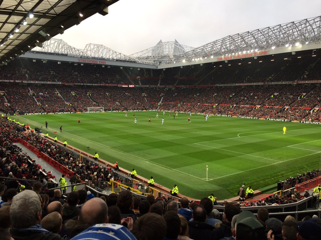 markhums1's tweet image. #htafc #mufc