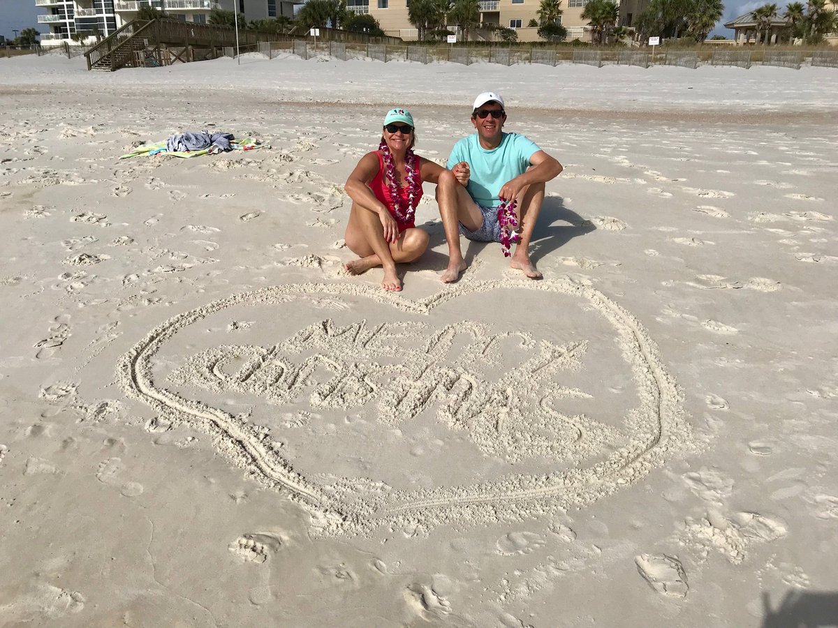 BernhardFraling's tweet photo. Happy Holidays from Perdido Key Beach. https://t.co/WoENsq6jOx