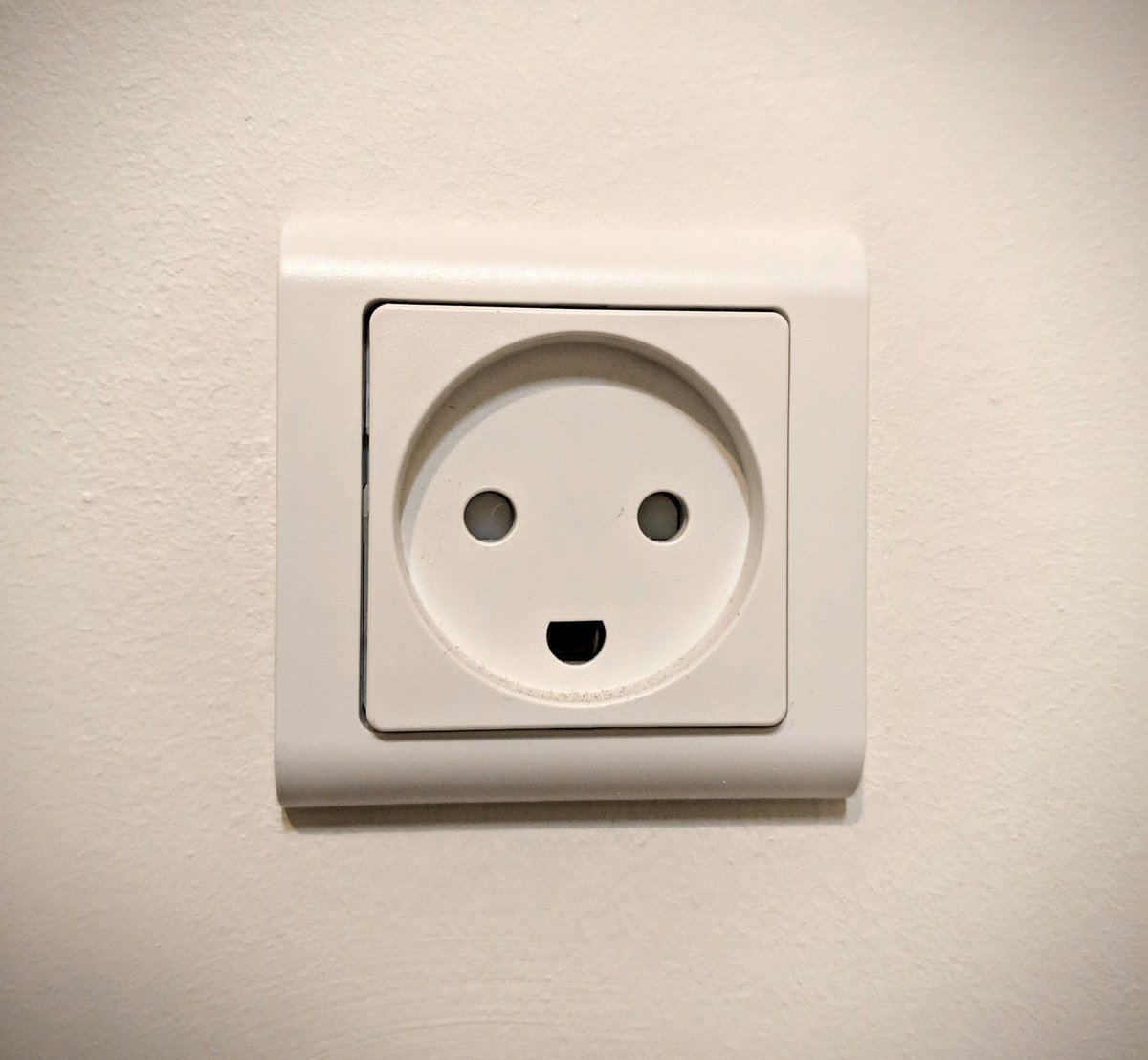 Positivitiger's tweet photo. I wish for everyone to be this happy =D https://t.co/aXYp7PkWiD