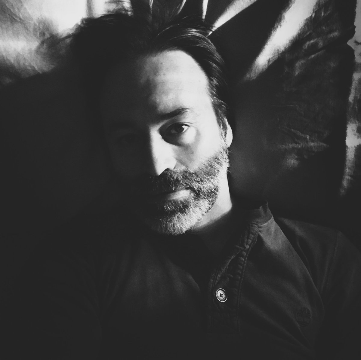 CirclebySeba's tweet photo. B&amp;W #portrait https://t.co/DJ4udNoaxc