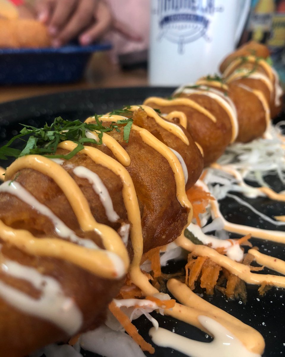 LaTimonela's tweet photo. Brocheta de mi corazón !! 😋
.
.
.
#timonela #mariscos #chapu #chapultepec #restaurante #foodgdl #foodporn #brocheta https://t.co/0LEuzN2HkQ