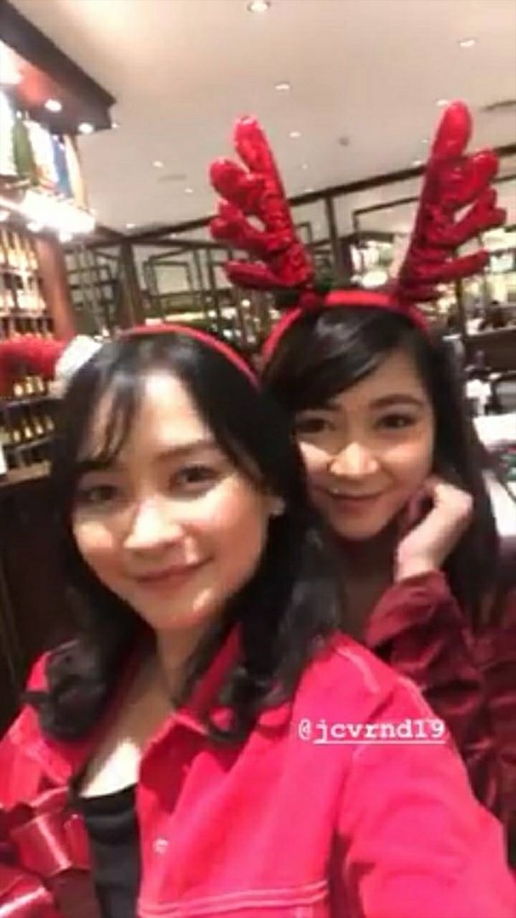 VenalCiamik's tweet image. Jd kemaren ada yg lagi bertemu.. setelah sratus juta tahun akhirnya ada moment yg dibagi :') #🐳