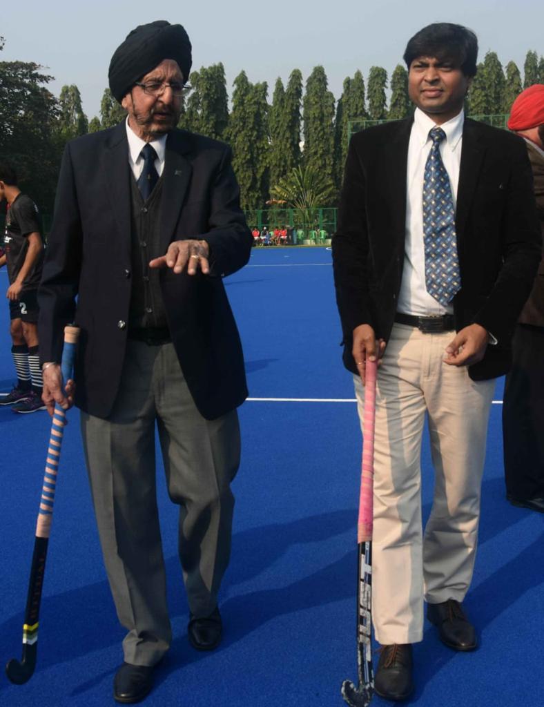 DilipTirkey's tweet photo. Elated to have attended the inauguration event of 122nd edition of #BeightonCup at Kolkata. It is one of the oldest field hockey tournaments of the world. @TheHockeyIndia https://t.co/ZMSrGRUg9H