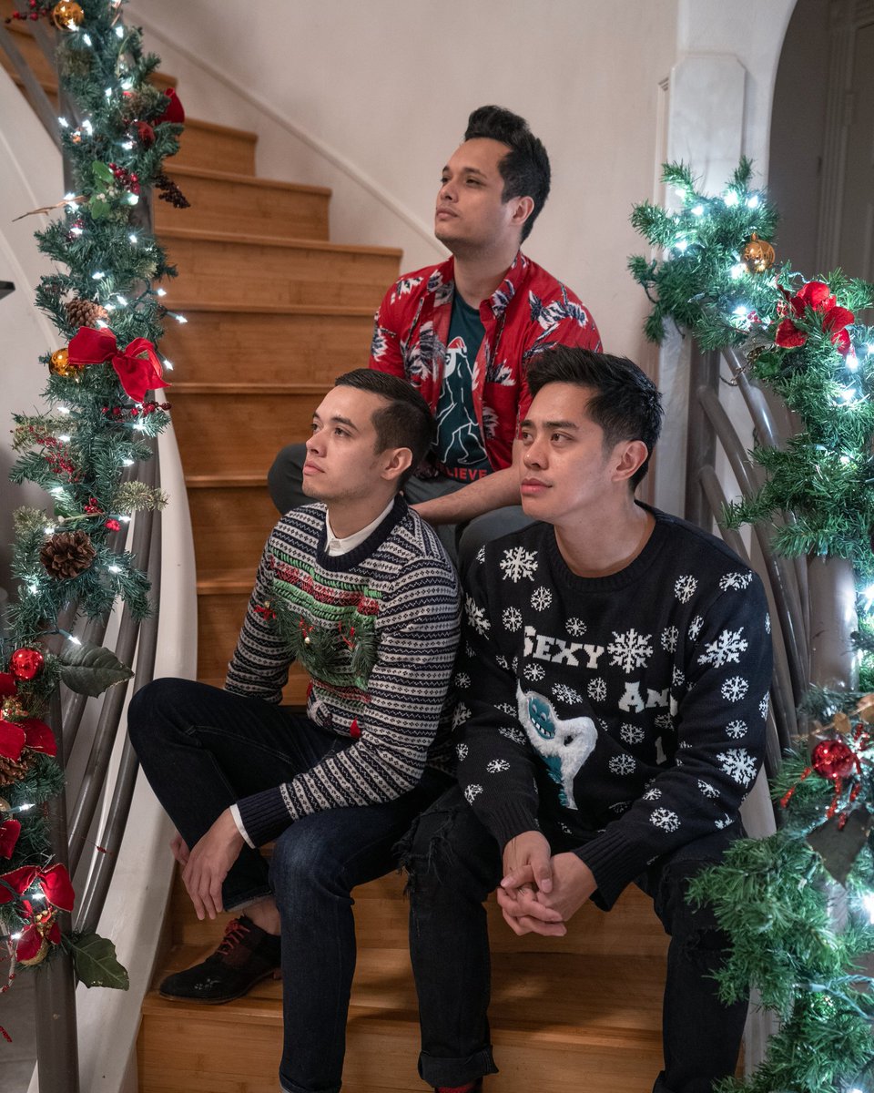 AnthonyBlodgett's tweet photo. Tradition going strong! New tradition started on IG. 
#christmas #christmaseve #chasingdreams https://t.co/4KIHcVnfgA