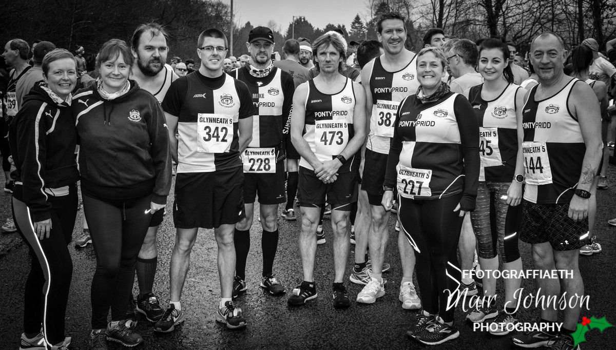 pontyroadents's tweet photo. Glynneath 5 #runofftheturkey https://t.co/7fRtkeYhBP